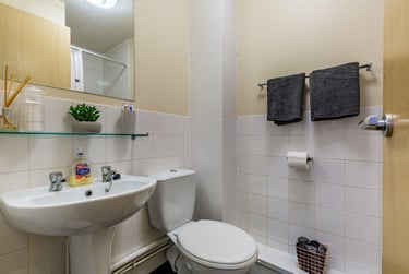 1 bed house, Broad Street, Kelham Island, Sheffield, S25TL - Image 3